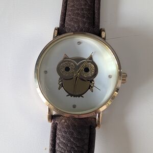 Gold Tone Watch Owl with Gold Glitter Eyes